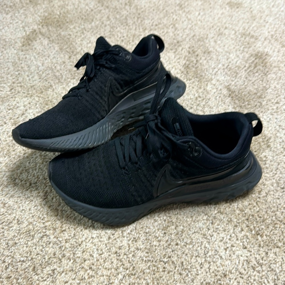 Nike React Infinity - image 1